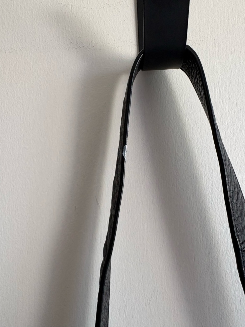 Coach Black Pebbled Leather Shoulder Bag with Silver Chain - Picture 7 of 7